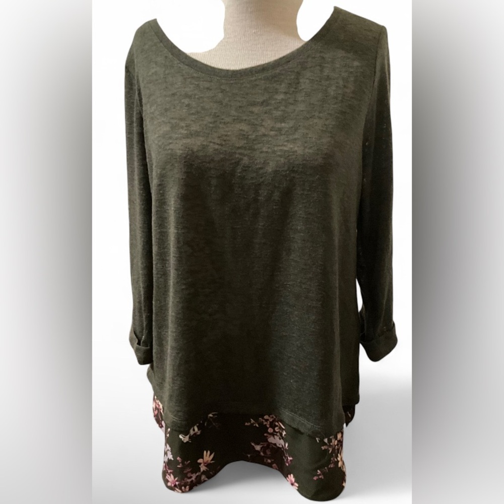 New York & Company SoHo Jeans Floral Blouse Women’s Large Green Long Sleeve